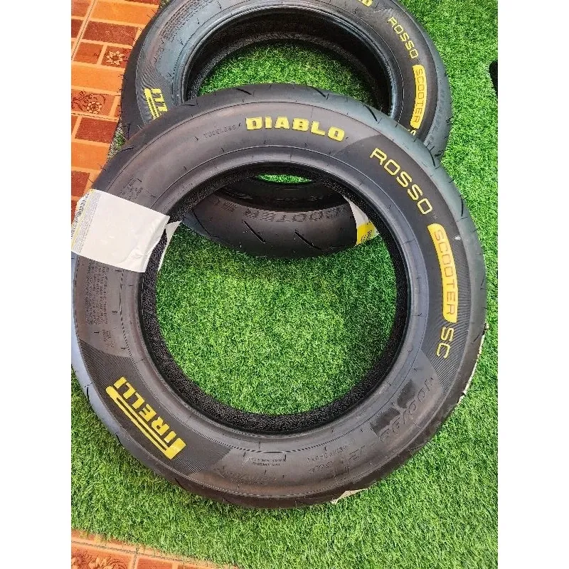 ยาง Pirelli Diablo Rosso SC ป้ายเหลือง สำหรับ Honda Giorno / Xmax / Forza ปี 2024 - อะไหล่แต่ง Giorno+