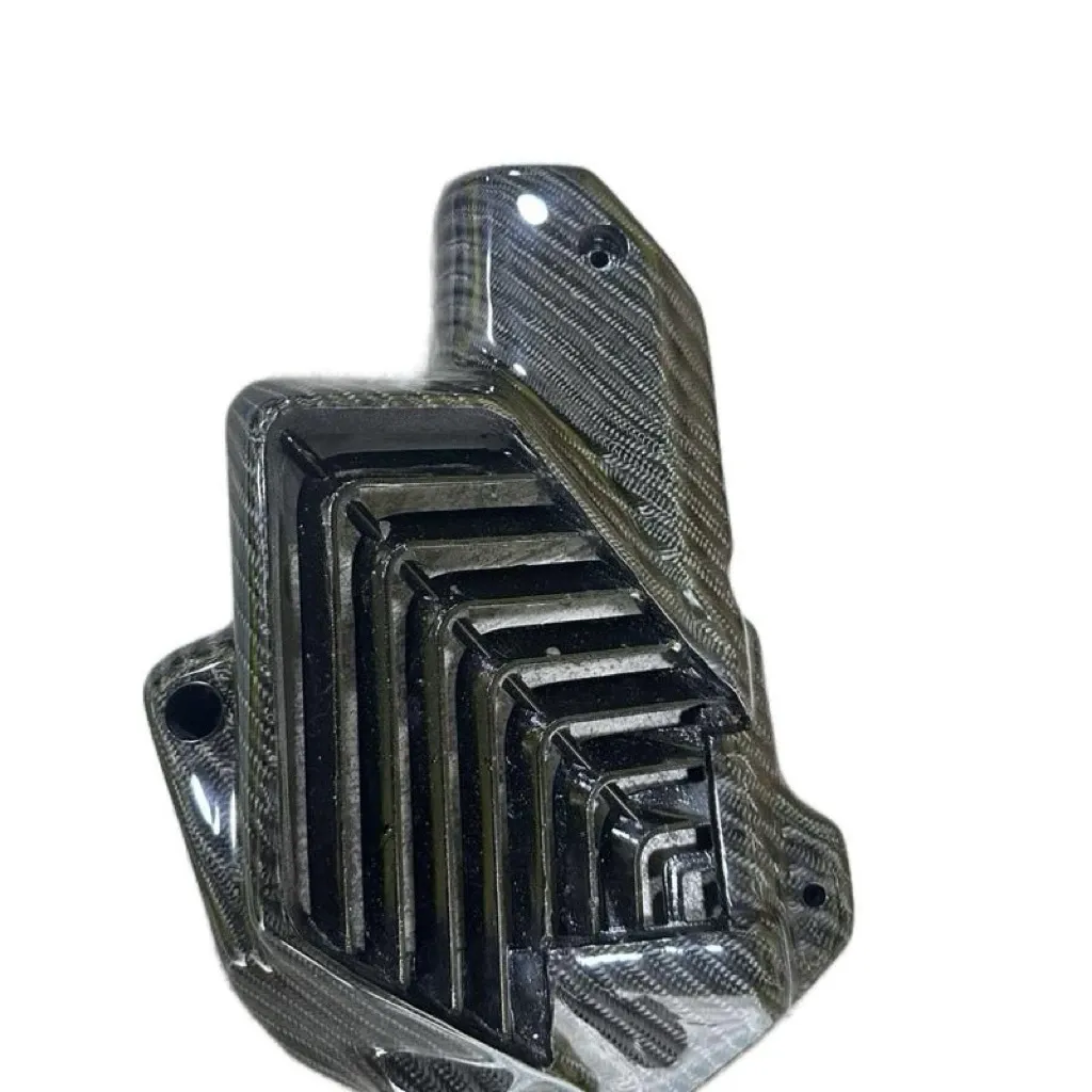 ครอบหม้อน้ำ Honda Giorno หุ้มคาร์บอนแท้ลาย 4 ชิ้นงานแท้เบิกศูนย์