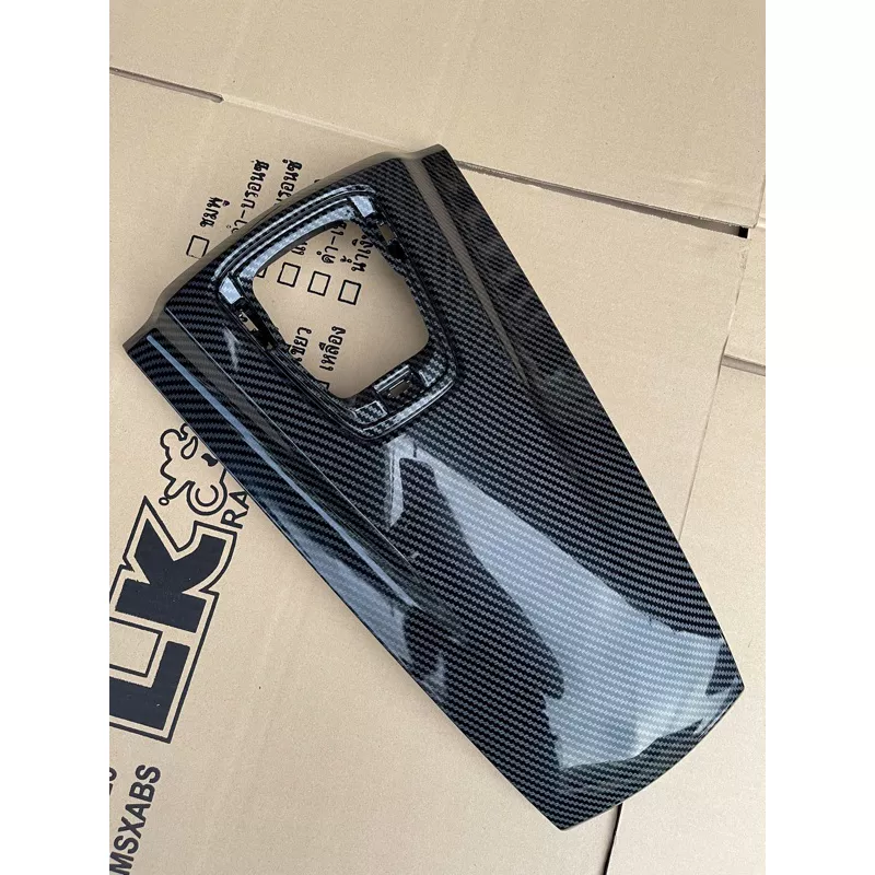 ฝาครอบด้านหน้า Honda Giorno 125 แท้ศูนย์ ลายเคฟล่า 5D เคลือบแลคเกอร์ 2K