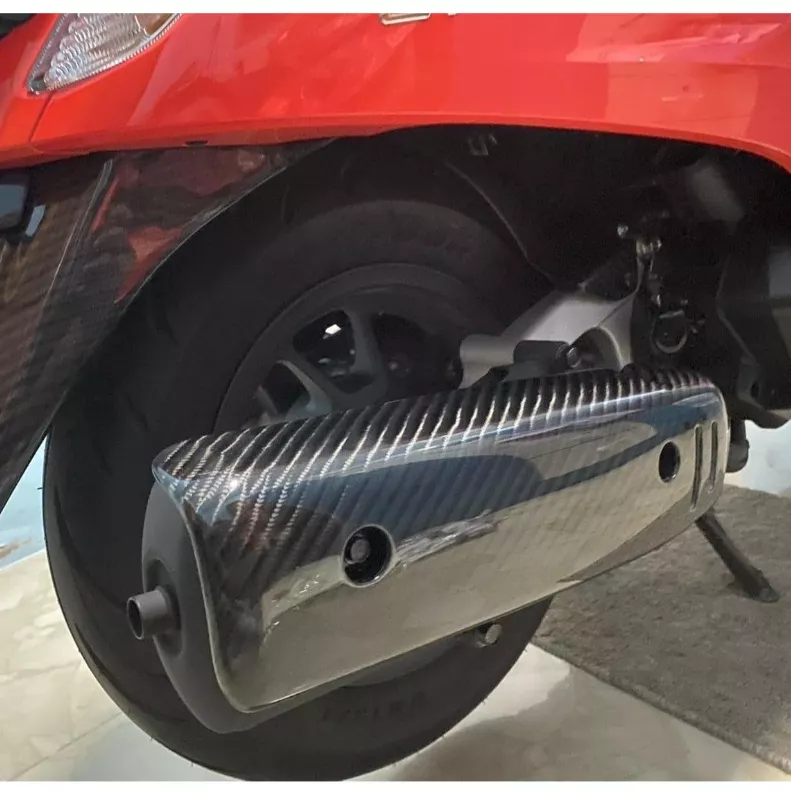 ครอบท่อกันร้อนคาร์บอนแท้ Honda Giorno 125 (เบิกศูนย์)