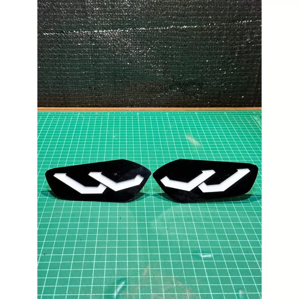 แผ่นไฟเลี้ยวแต่ง RGB ลายลูกศรคู่ สำหรับ Honda Giorno