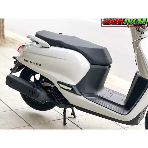 เบาะ Honda Giorno (จีออโน่) ปาด 2 ตอน ทรงกลาง สไตล์เรียบหรู โดย SAK กม.9